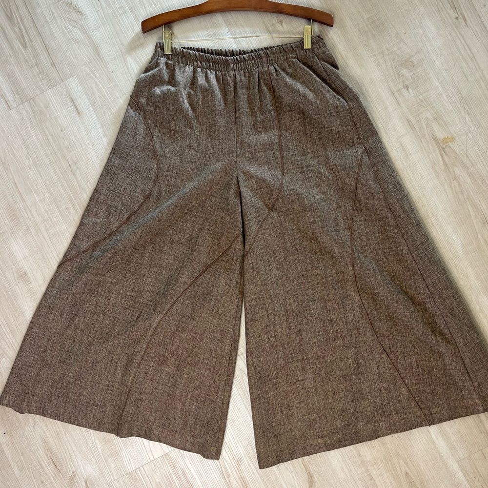 1970s Vintage wide leg capris size M